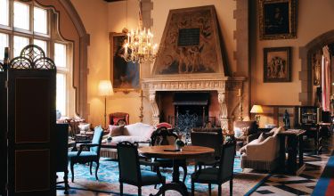 Schlosshotel Kaminhalle