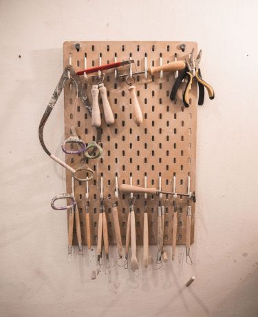 Viola Beuscher Werkzeuge Wand
