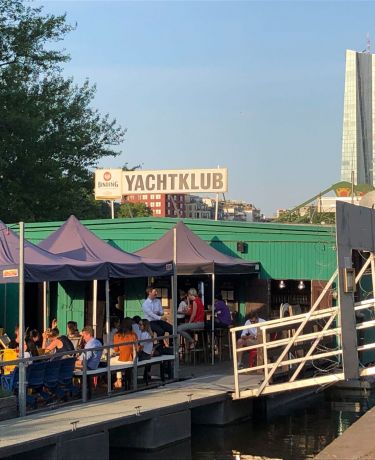 yachtclub frankfurt bar