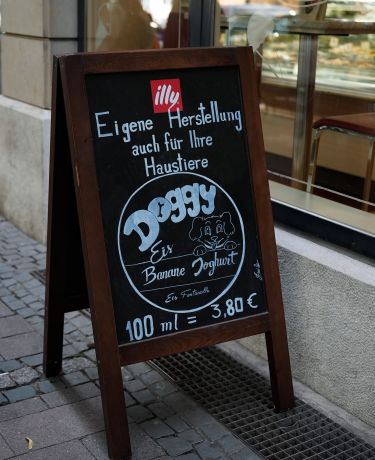 Fontanella Doggy Eis