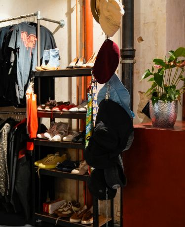 Vintage Revivals Pop-Up